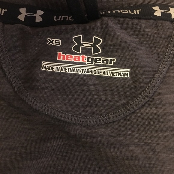 Under Armour Heat Gear Shirt - Picture 4 of 4